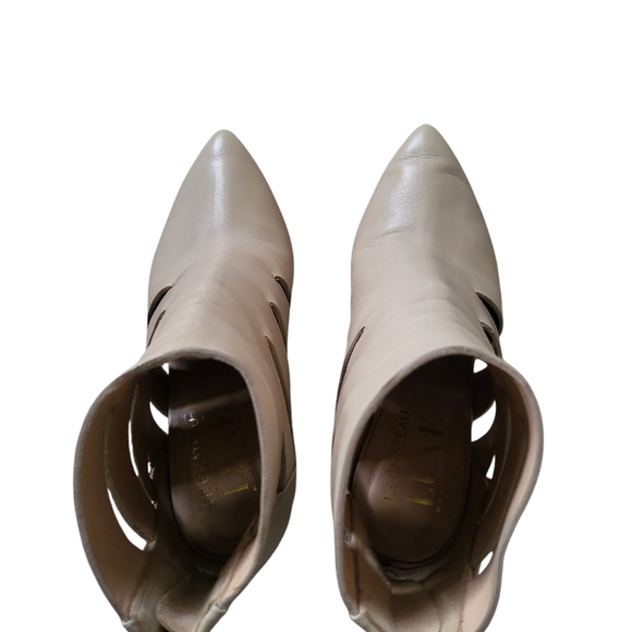 Genuine leather Le Chateau shooties size 6 - Picture 3 of 8